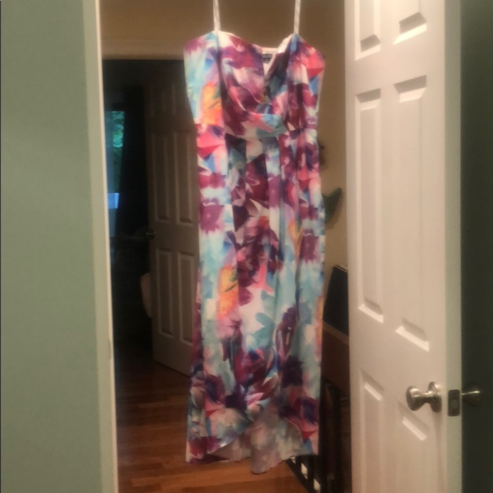 Tropical strapless flowy maxi dress, size 18